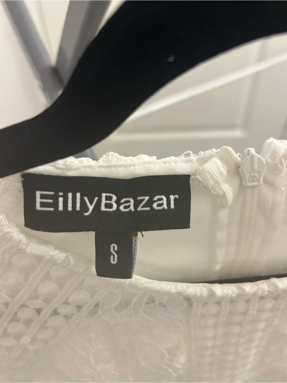 Eilly Bazar White Lace Dress - Small - Picture 4 of 4